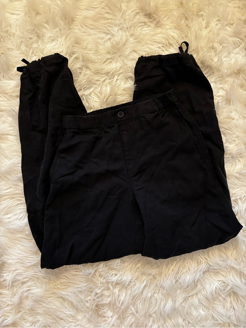 Vuori Coastline Joggers in Washed Black size XS - Picture 8 of 10
